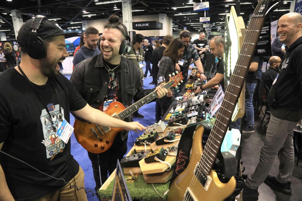 learn-guitar-with-joe-online
