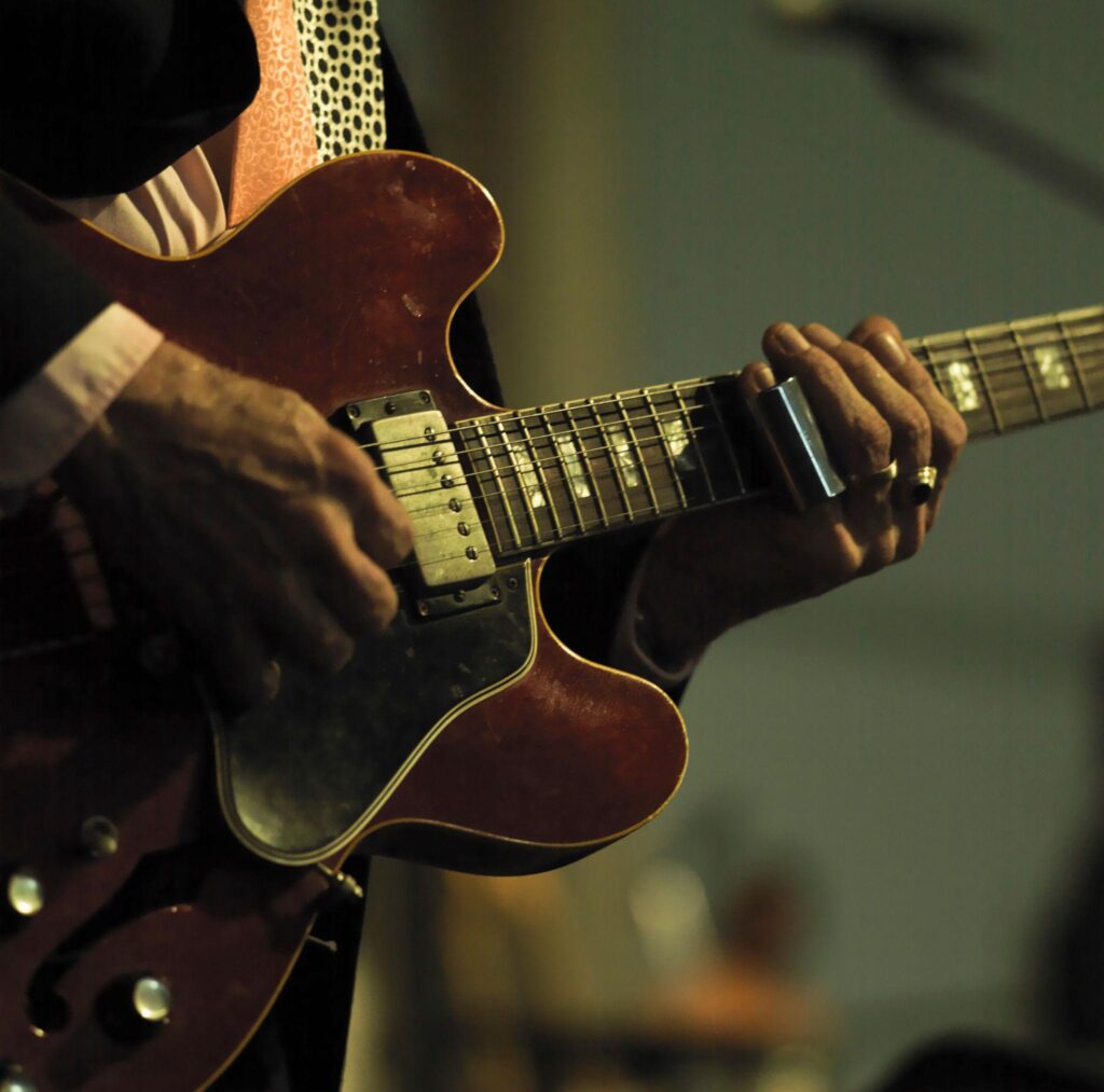 Learn Guitar with Joe
Unlock Your Musical Potential – ONLINE!
Welcome to Learn Guitar with Joe, your go-to destination for mastering the guitar. Whether you’re just starting out or looking to take your playing to the next level, Joe offers personalized, professional instruction to help you reach your goals.Call or Text Today 929-400-7973